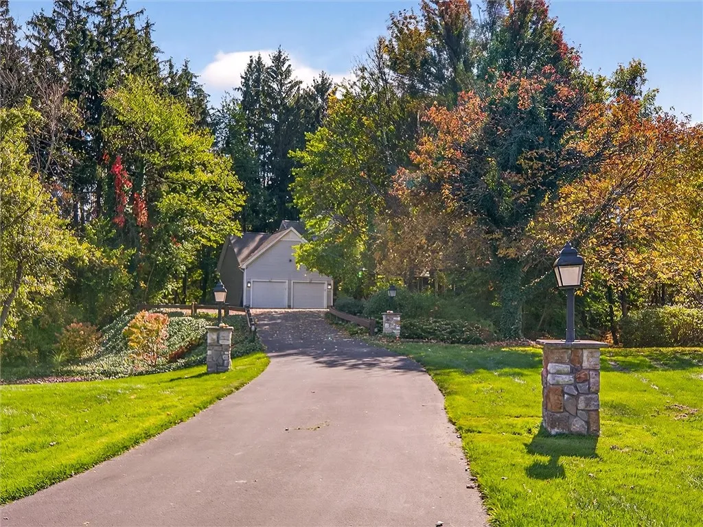 Property at 1 Stag Creek Trail, Clarkson, NY 14420
