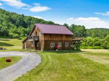 Thumbnail of History Reimagined: Life in a Converted 19th-Century Barn
