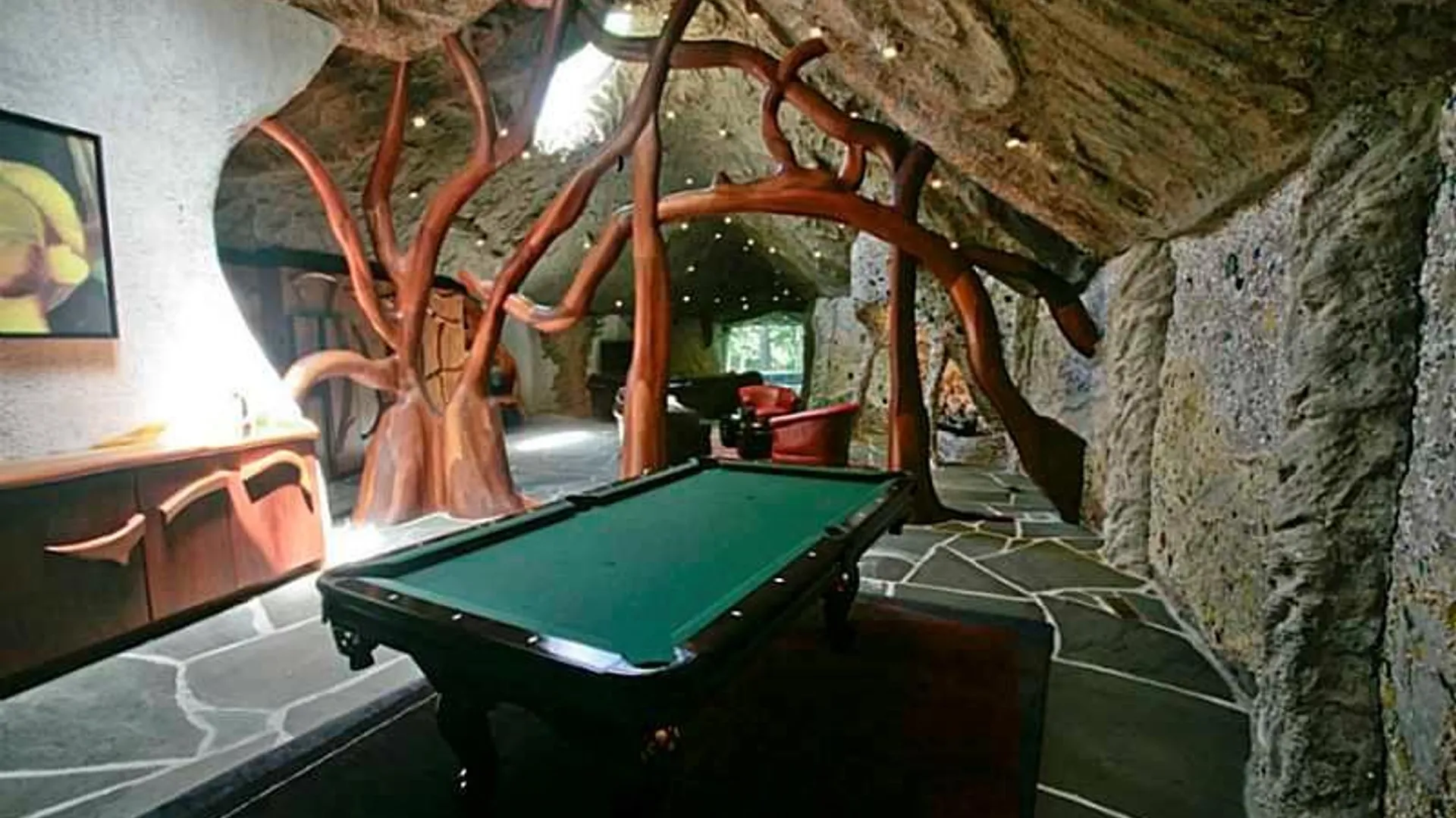 Property at 142 Park Road, Perinton, NY 14534 7