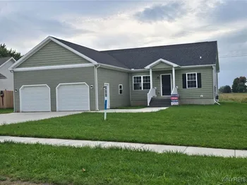 Property at 36 Fieldcrest Drive, Pembroke, NY 14036