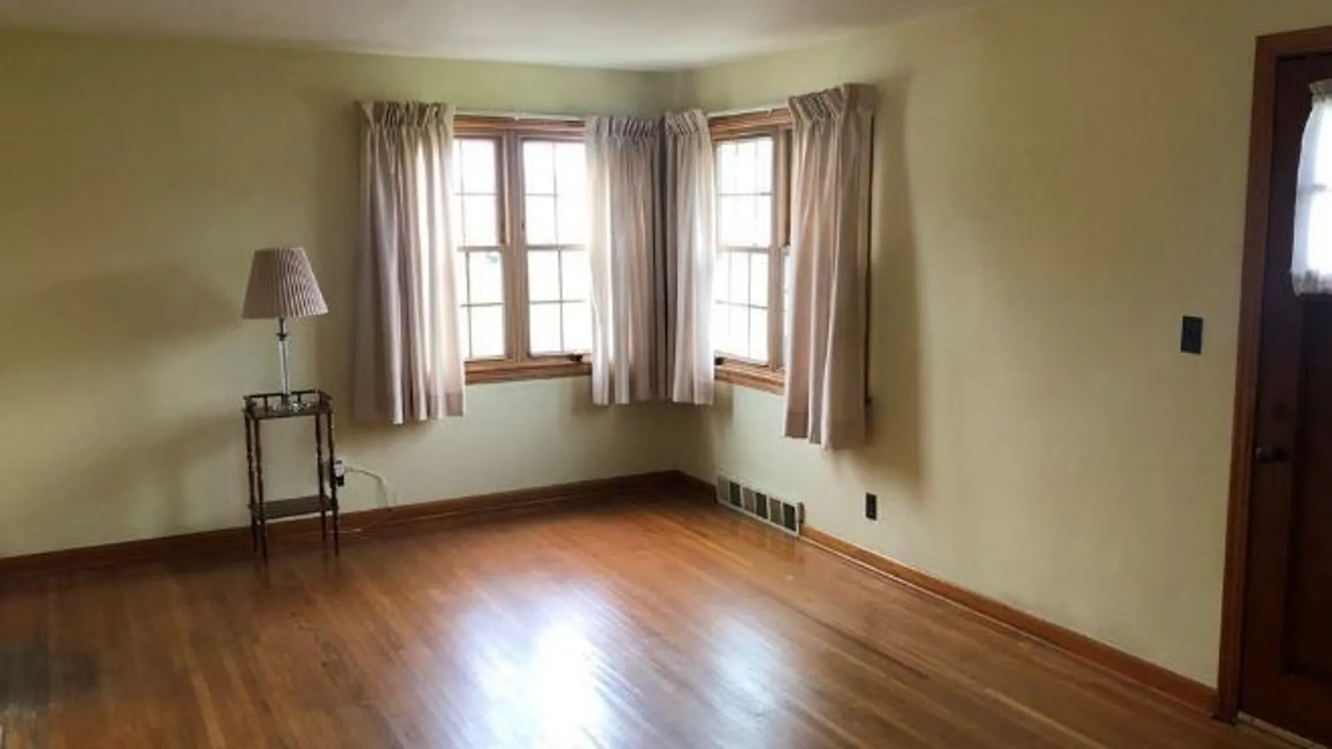 Property at 2890 Southwestern Boulevard, Orchard Park, NY 14127 17