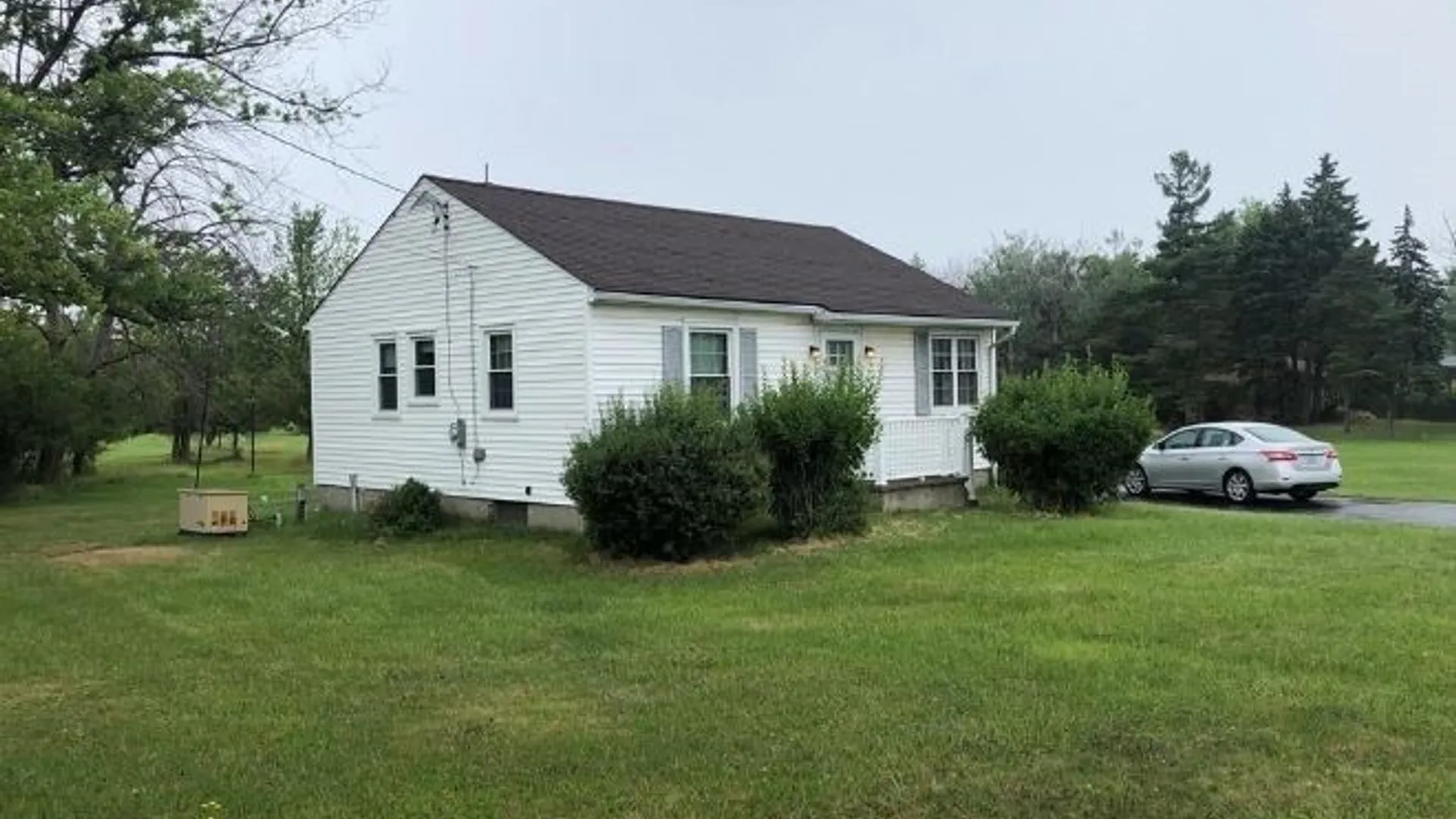 Property at 2890 Southwestern Boulevard, Orchard Park, NY 14127 2