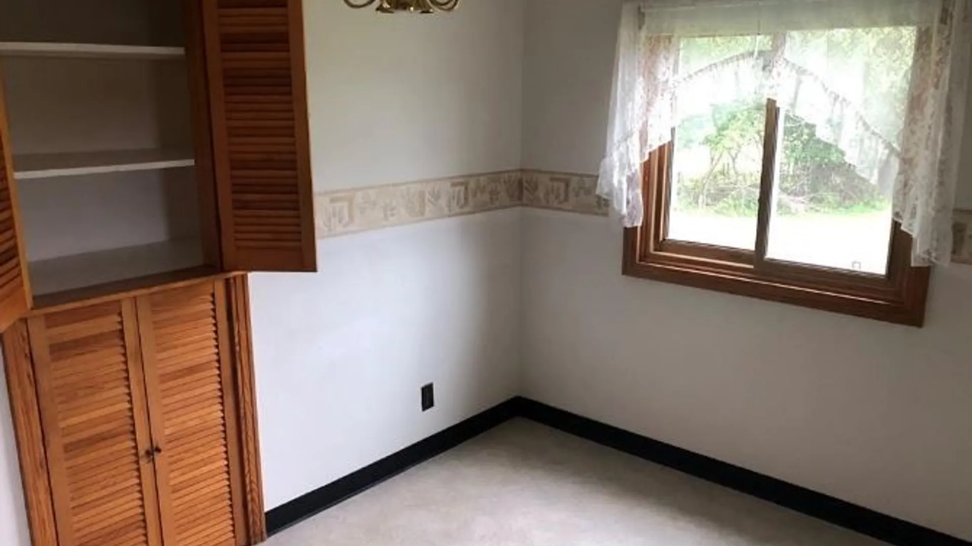 Property at 2890 Southwestern Boulevard, Orchard Park, NY 14127 24