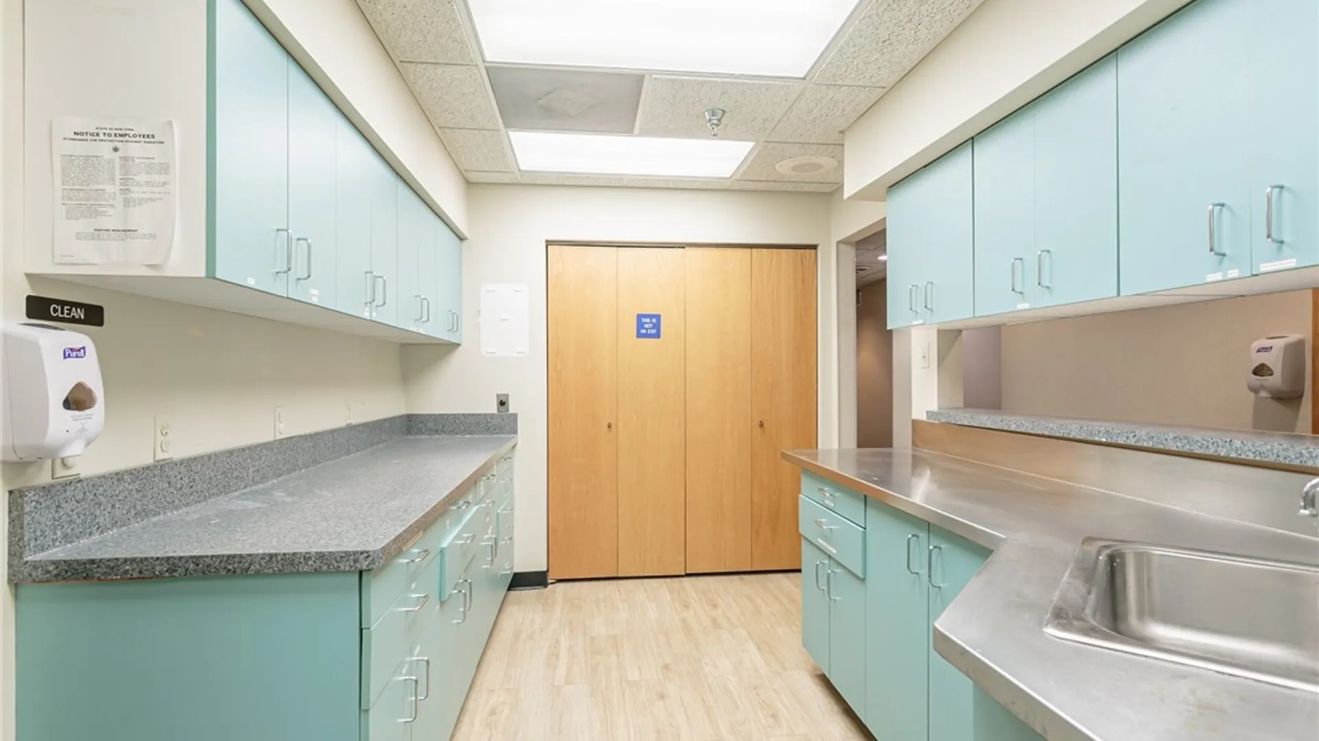 Property at 2005 Lyell Avenue, Gates, NY 14606 26