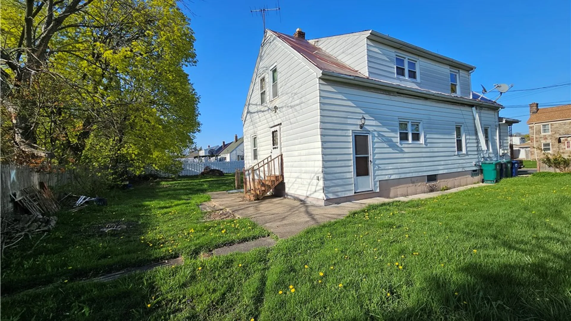Property at 426 21st Street, Niagara Falls, NY 14303 3
