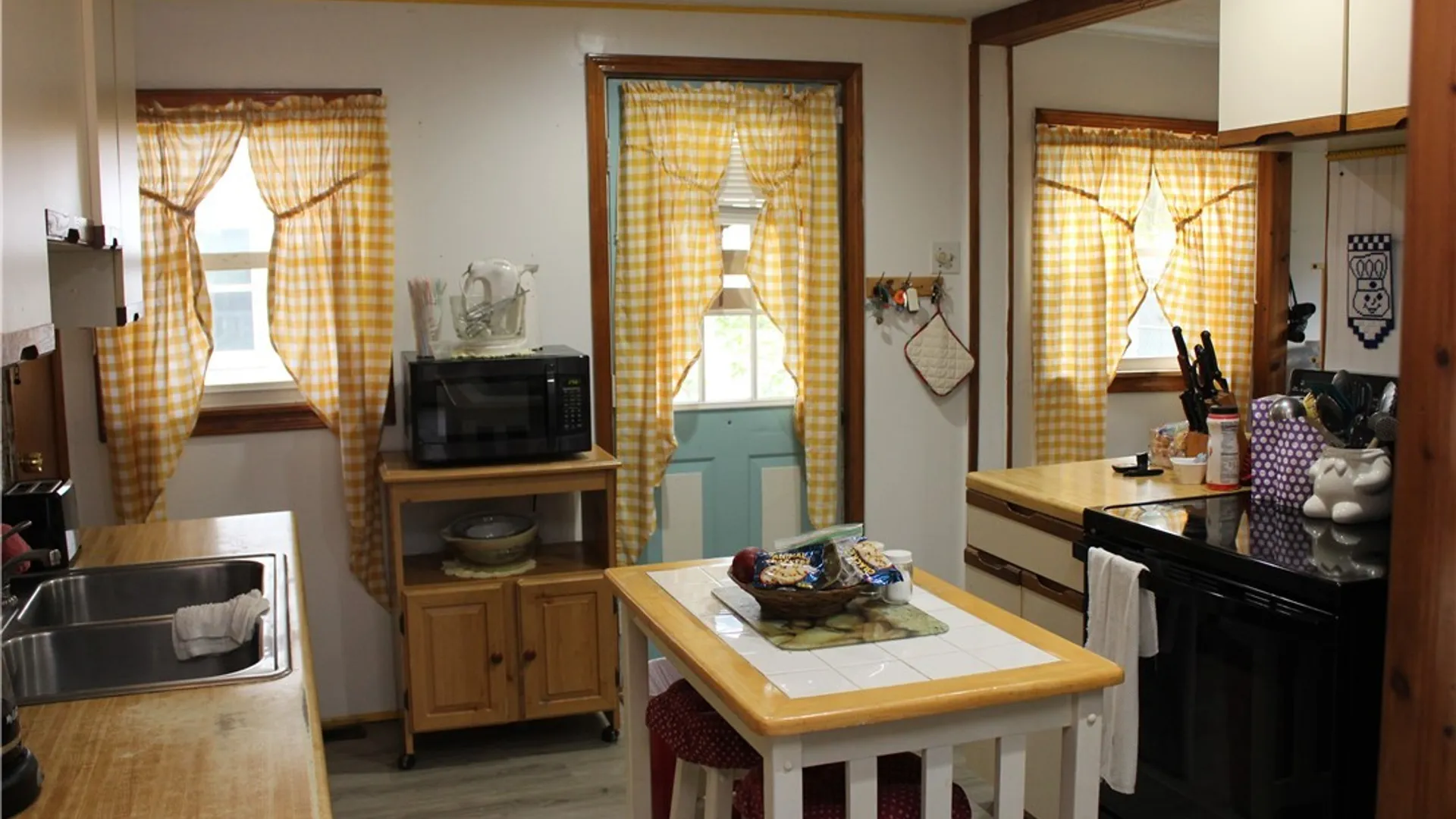 Property at 4972 State Route 31, Clay, NY 13041 8