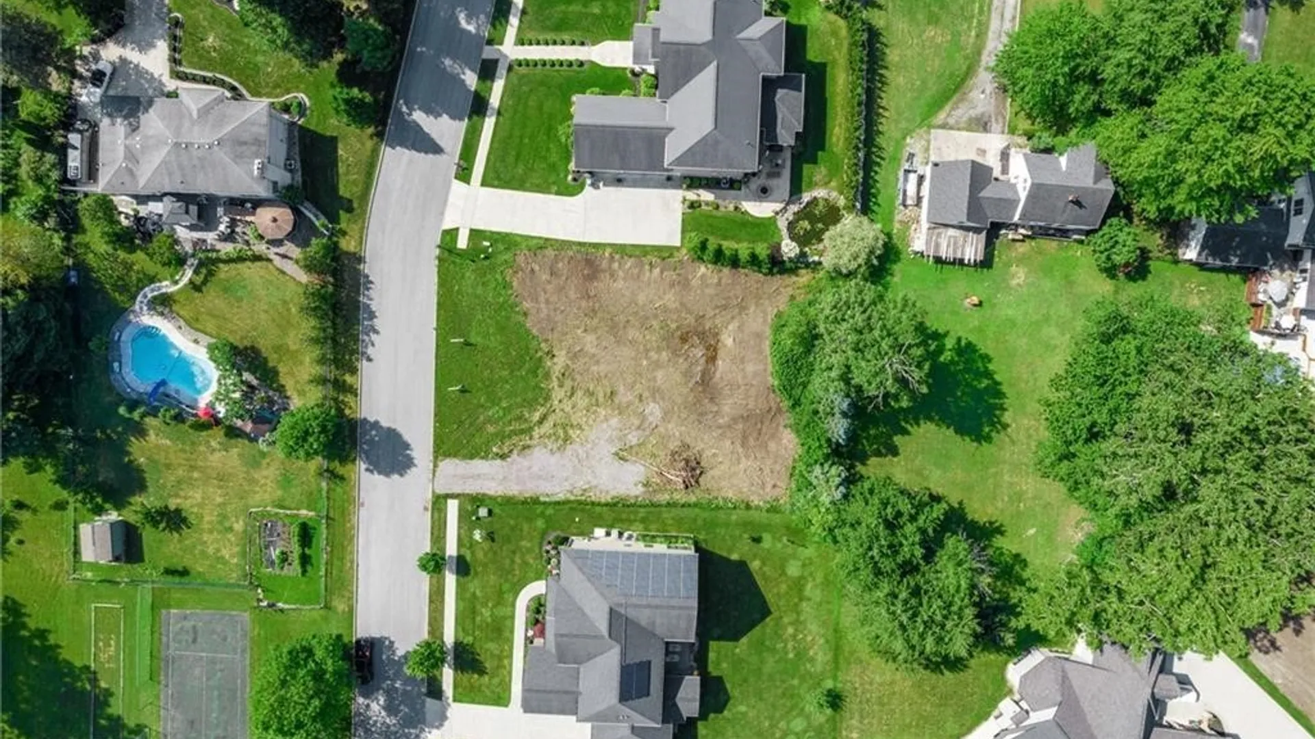 Property at 20 Van Pelt Court, Amherst, NY 14051 10