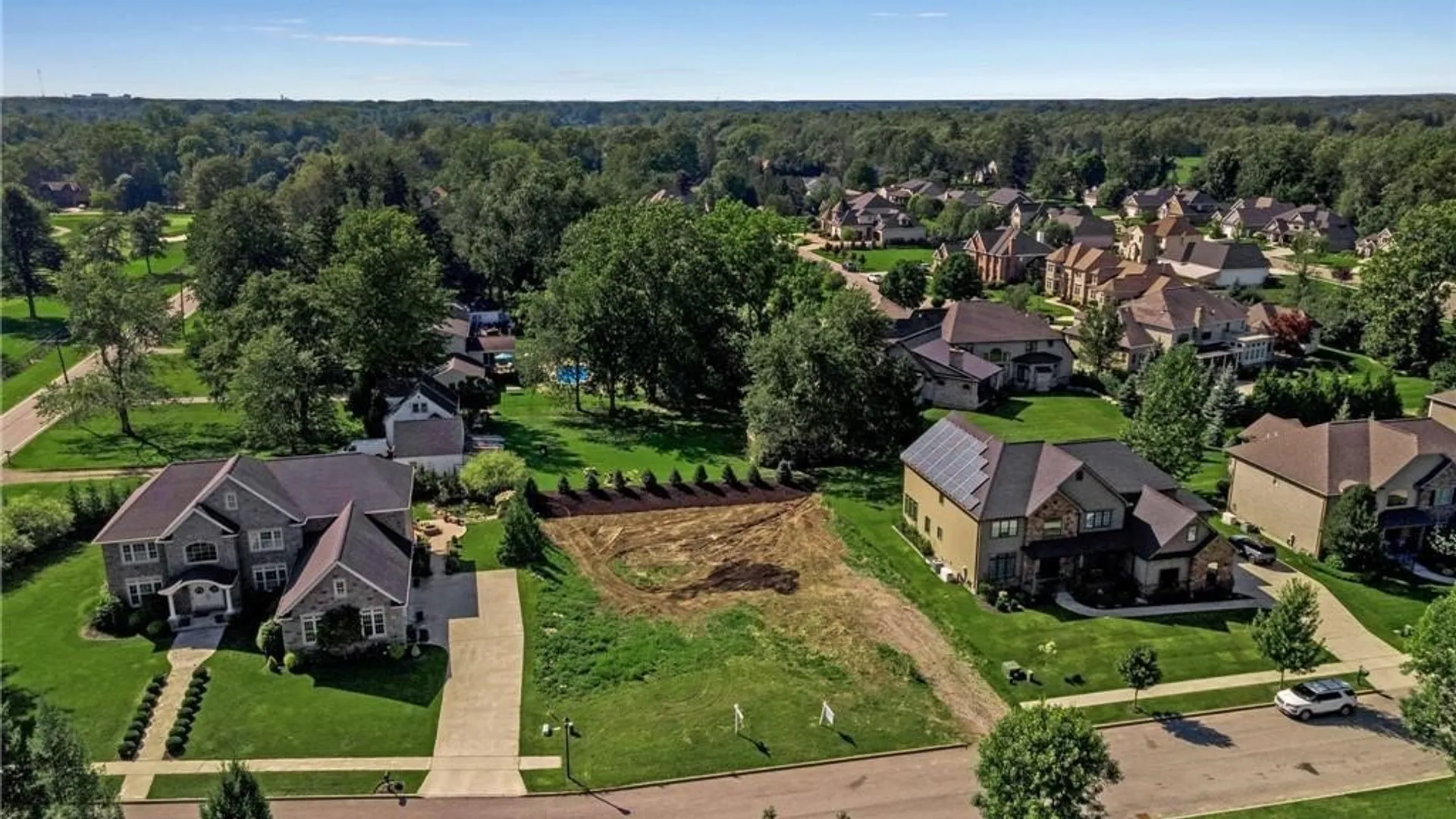 Property at 20 Van Pelt Court, Amherst, NY 14051 2