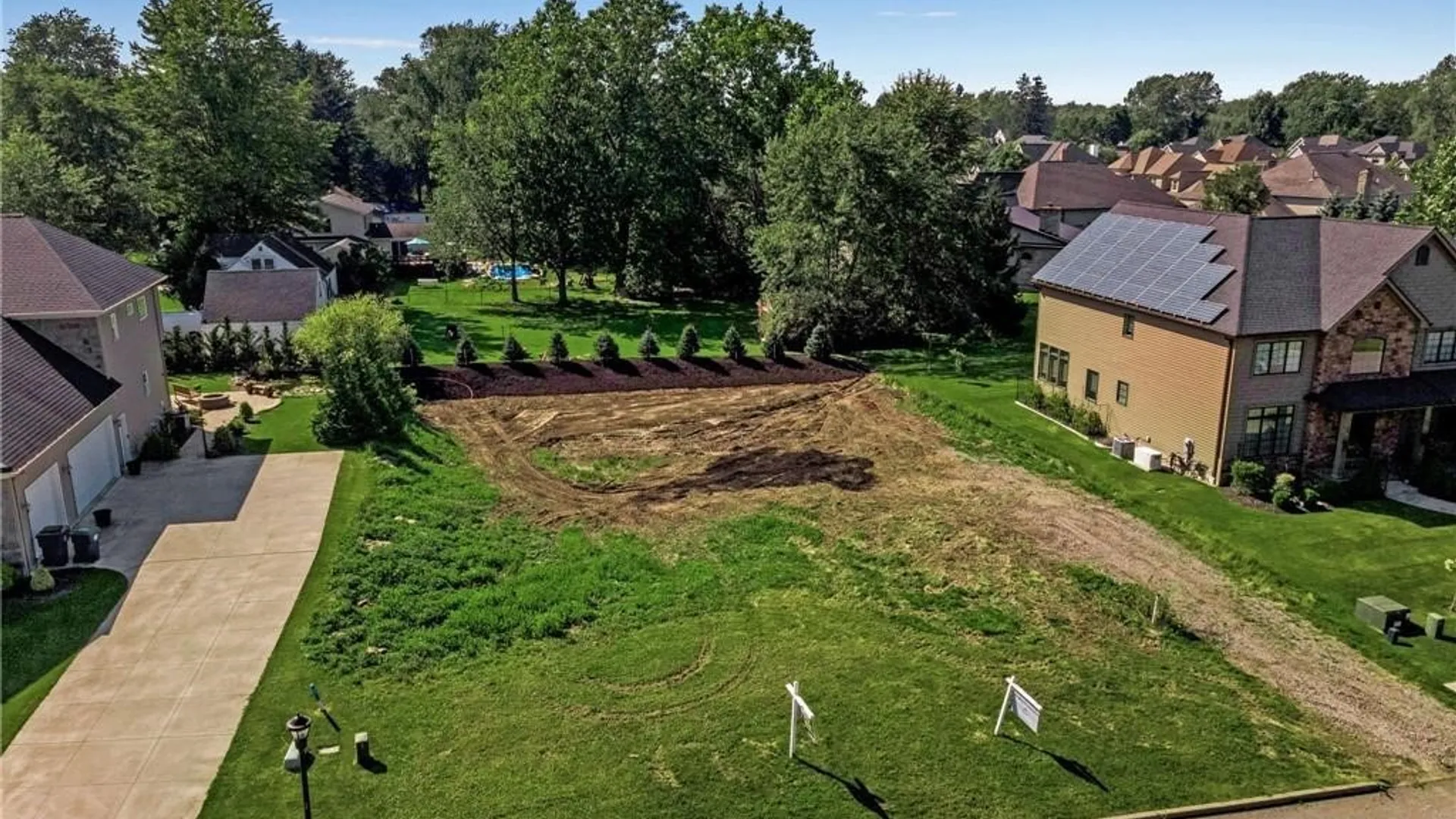 Property at 20 Van Pelt Court, Amherst, NY 14051 9