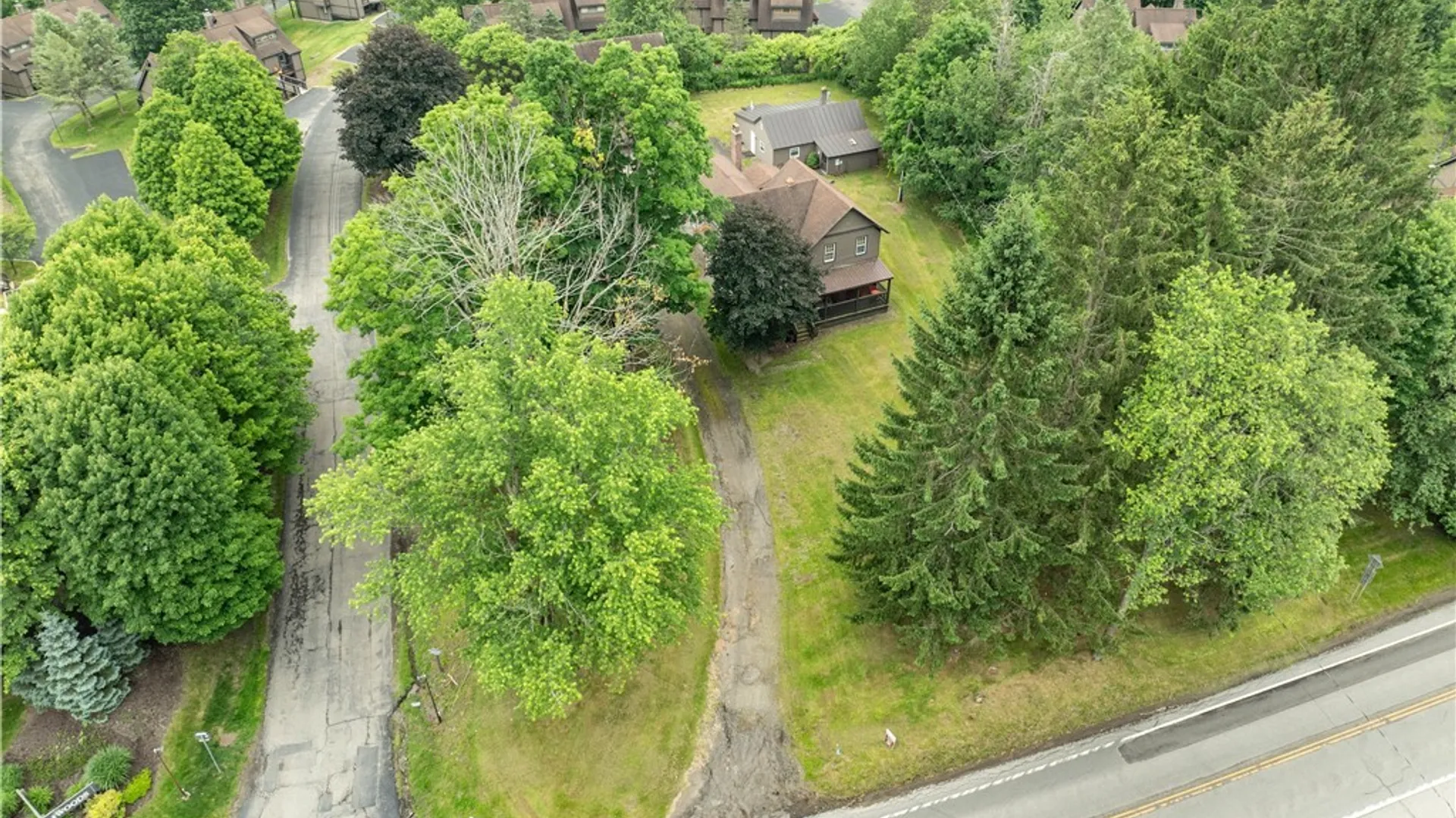 Property at 6979 Nys Route 242, Ellicottville, NY 14731 4