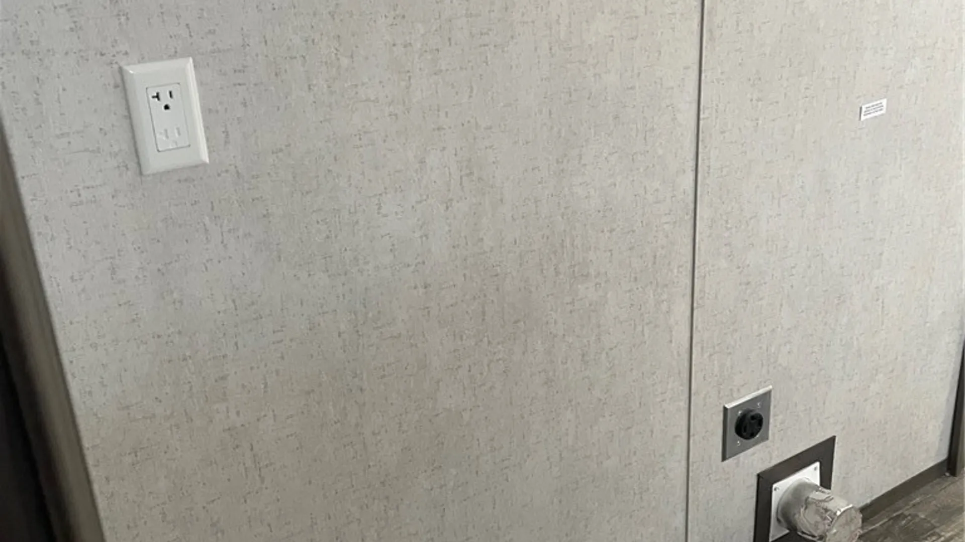 Property at 3473 South Park A11 Avenue, Hamburg, NY 14219 12