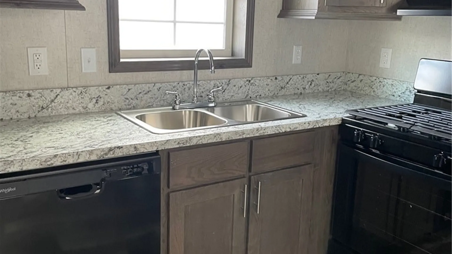 Property at 3473 South Park A11 Avenue, Hamburg, NY 14219 2