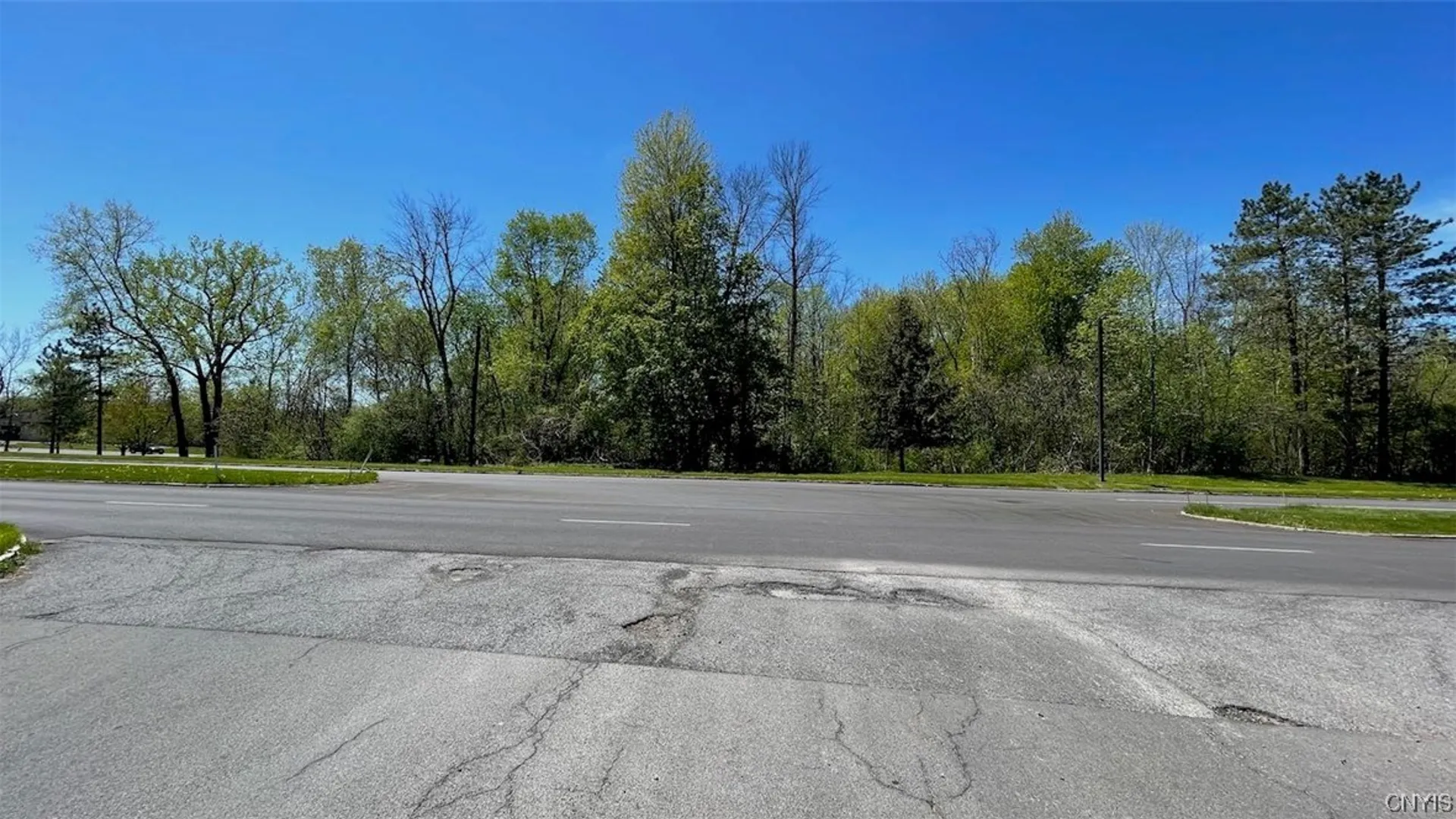 Property at 8245 Willett Parkway, Lysander, NY 13027 5