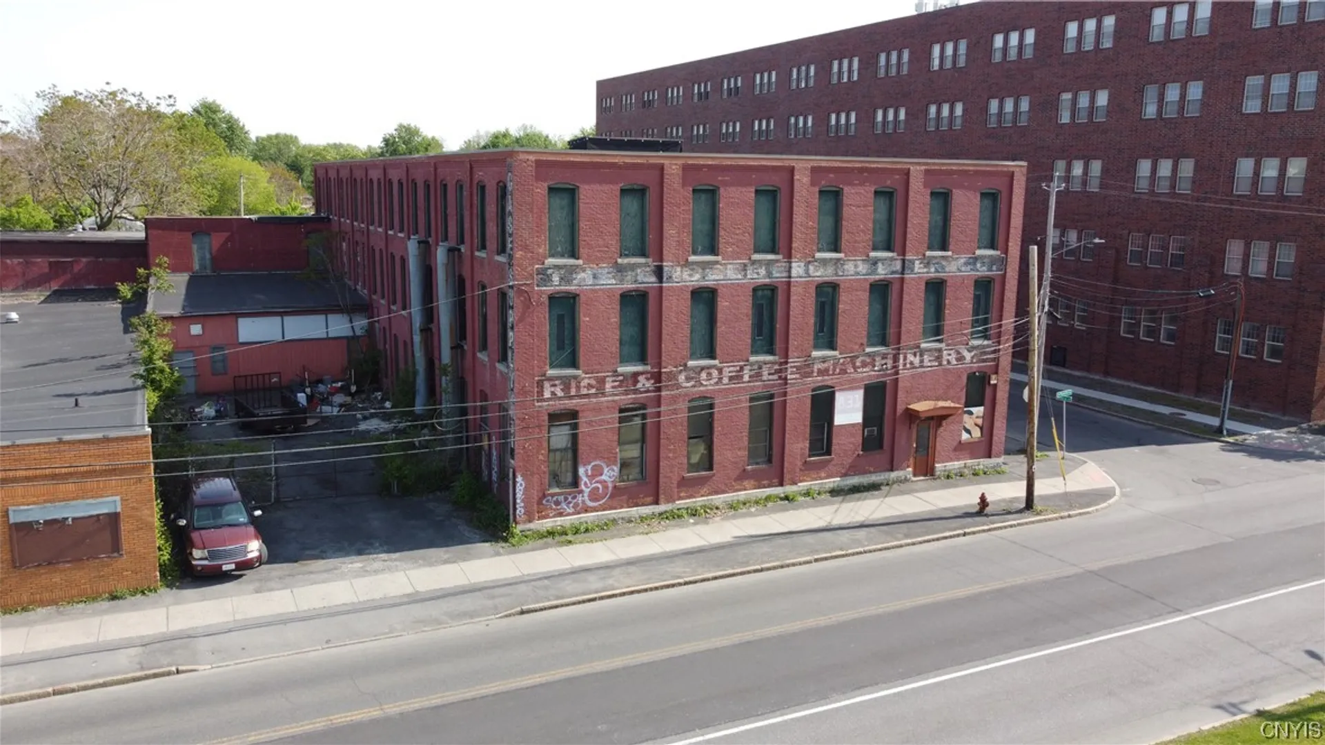 Property at 831 Fayette Street, Syracuse, NY 13204 3