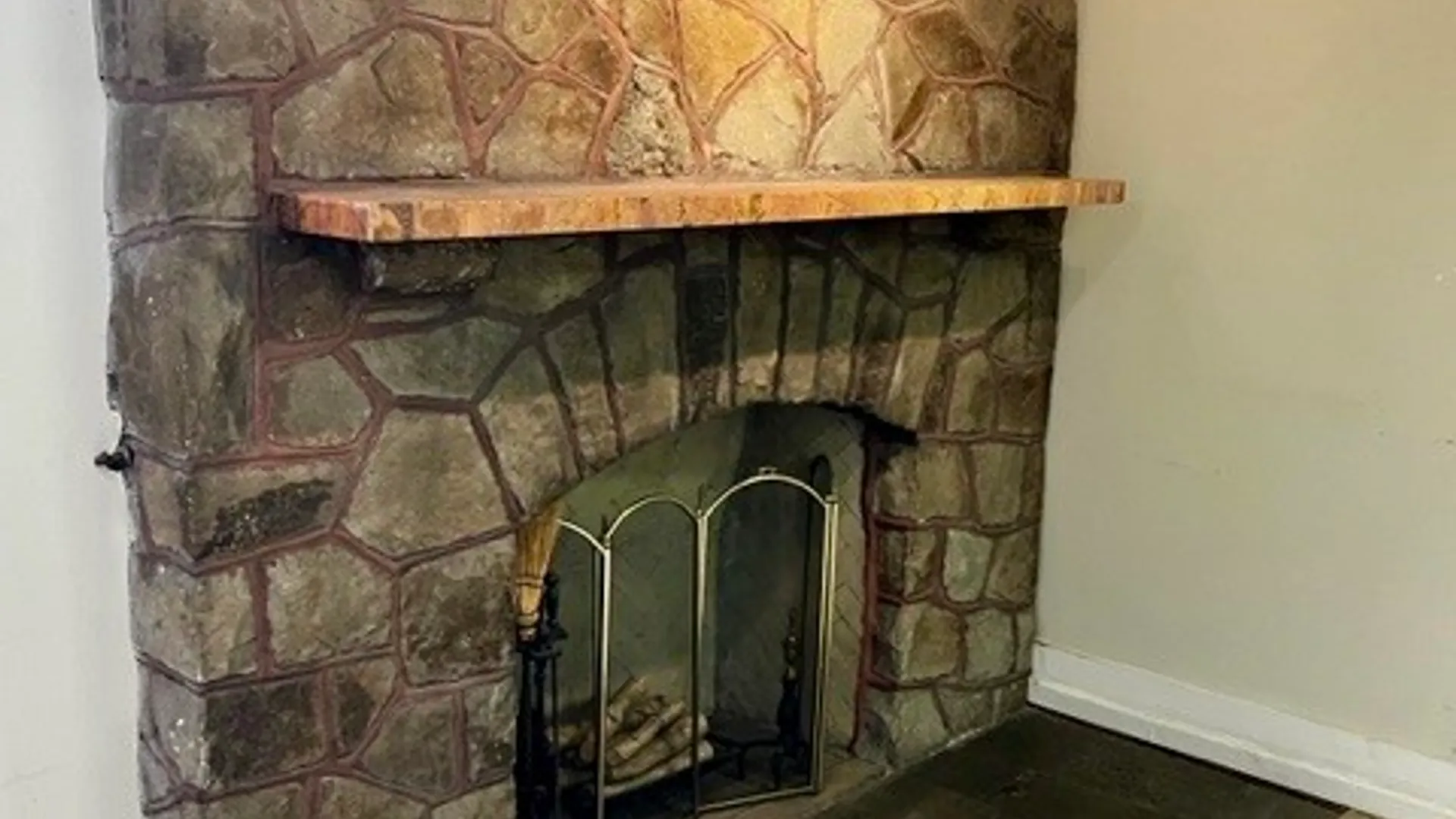 Property at 850 Saint Paul Street, Rochester, NY 14605 13