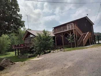 Property at 302 Chapman Point Rd, Hammond, NY 13646