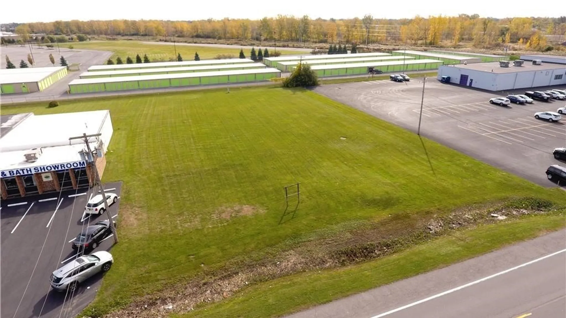 Property at 1665 Fashion Outlet Boulevard, Niagara, NY 14304 5