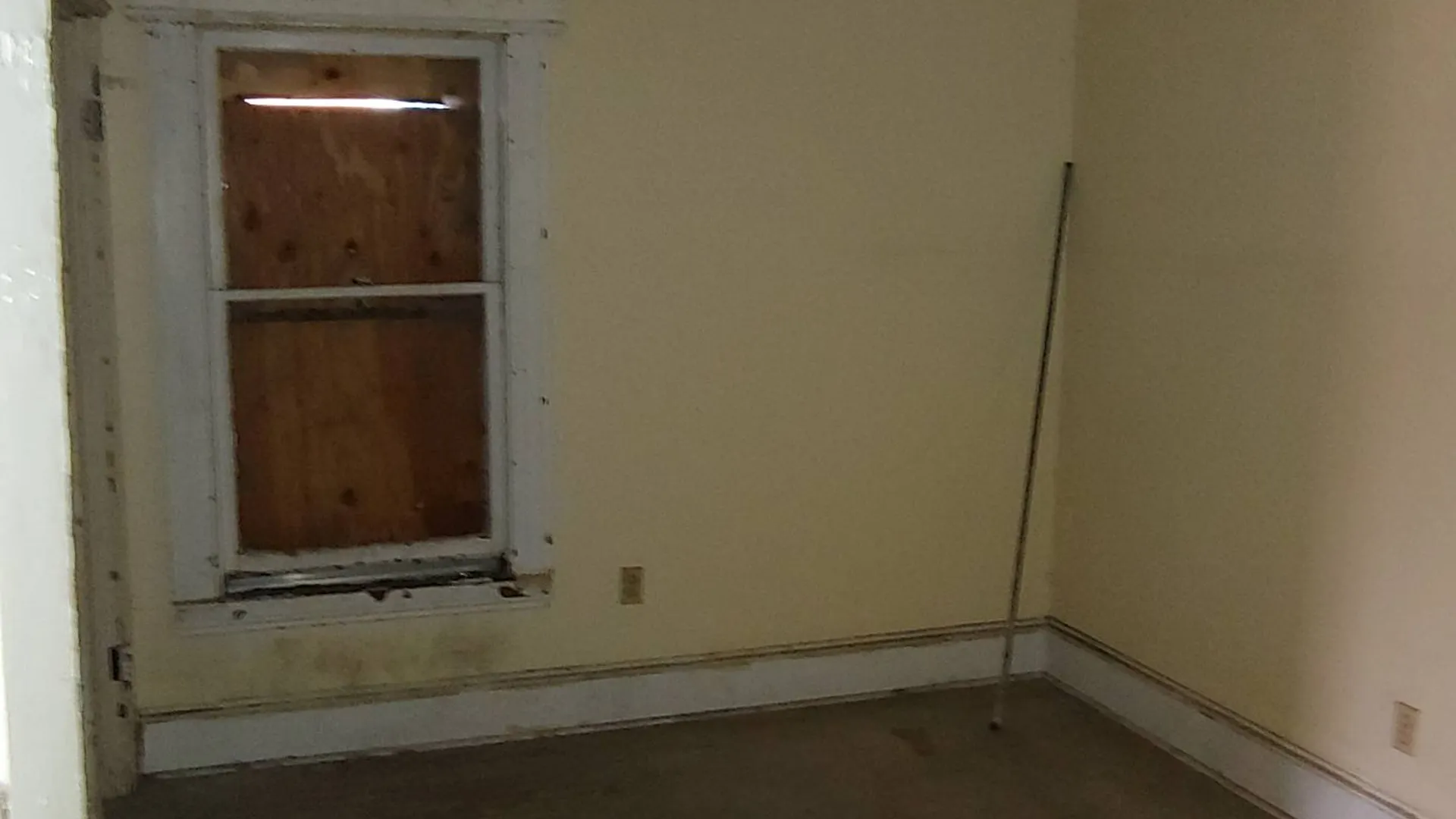 Property at 118-20 Borden Ave, Syracuse, NY 13205 10