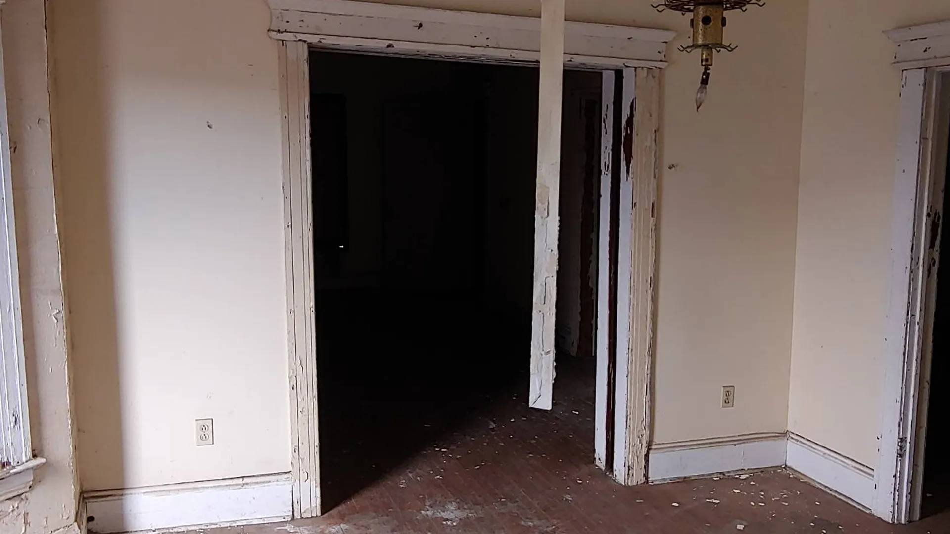 Property at 118-20 Borden Ave, Syracuse, NY 13205 12