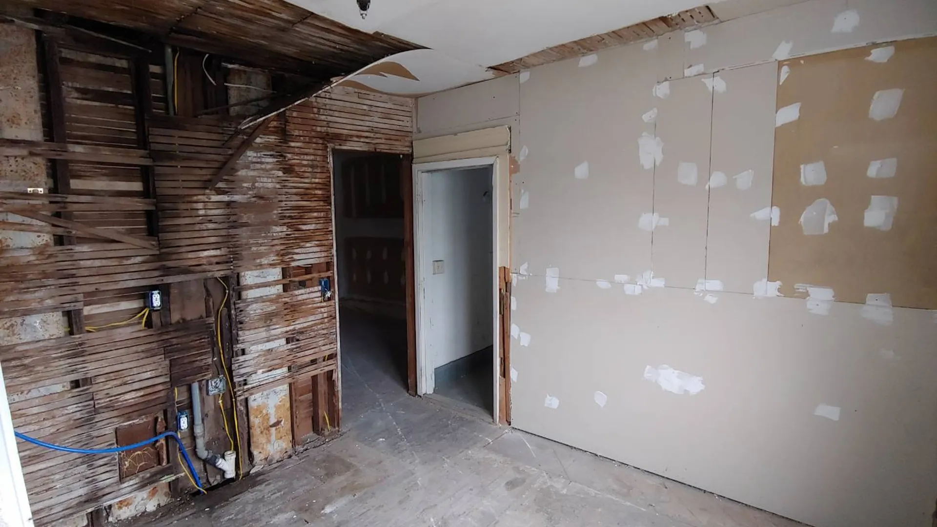 Property at 118-20 Borden Ave, Syracuse, NY 13205 17