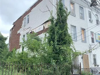 Property at 41 Groshon Ave, Yonkers, NY 10701