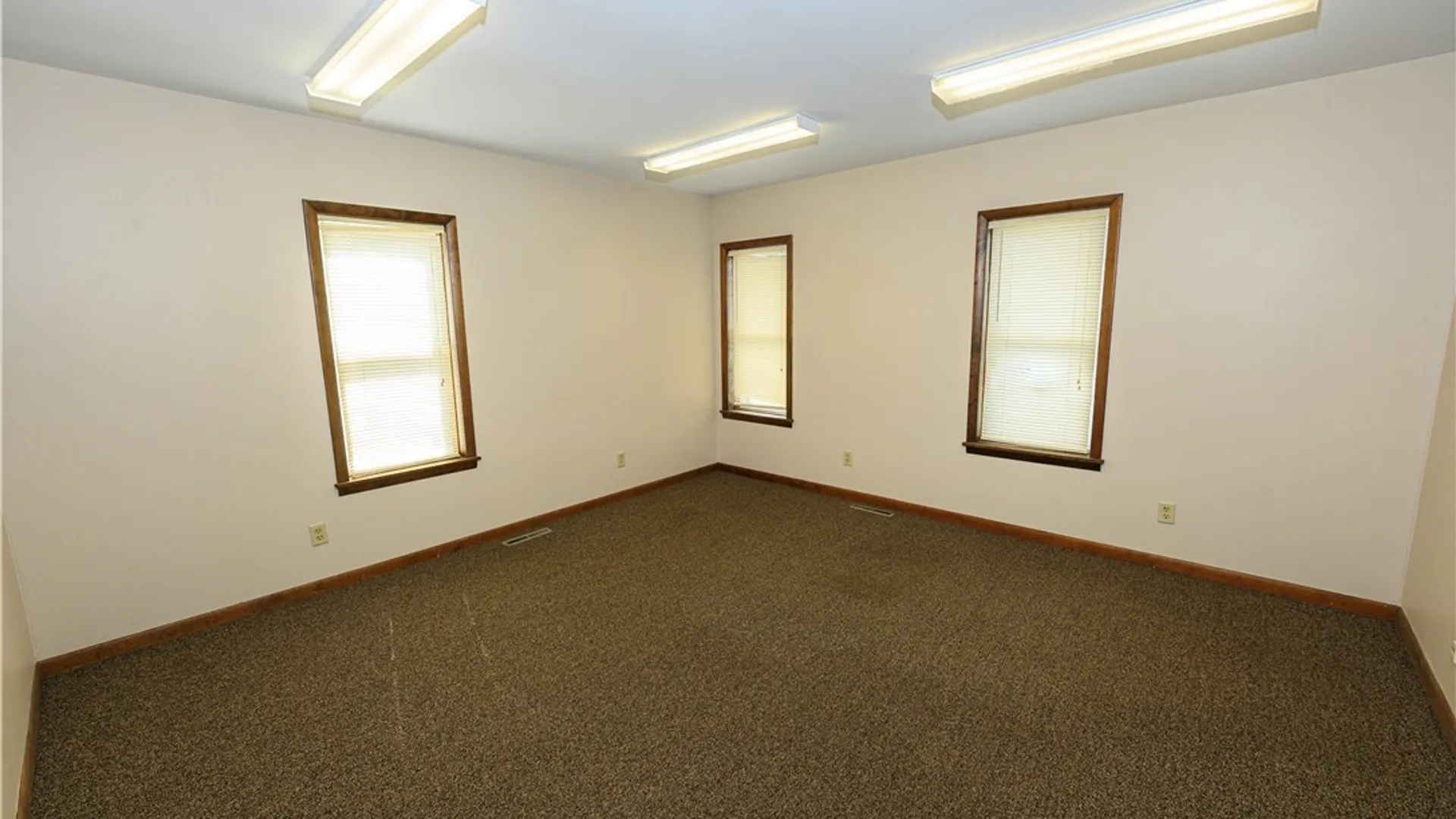 Property at 2500 Brewerton Road, Salina, NY 13211 24