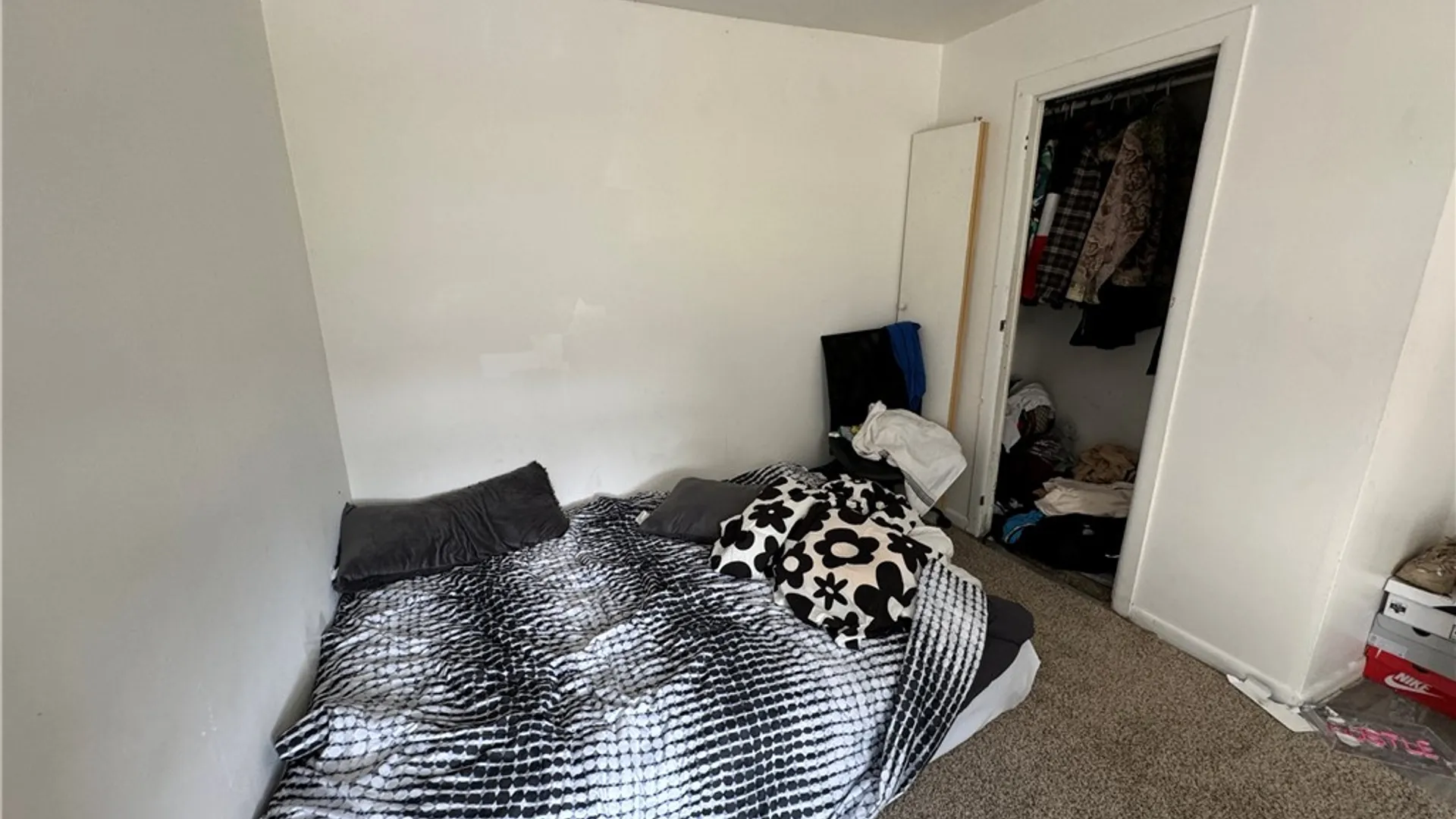 Property at 604 Upper Falls Boulevard, Rochester, NY 14605 8