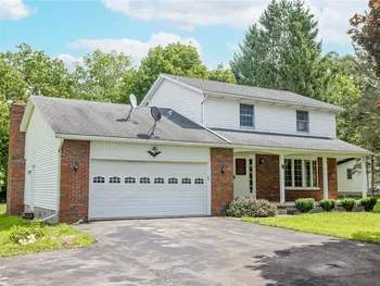 Property at 11 Richmond Avenue, Bergen, NY 14416