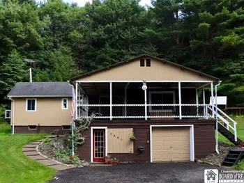 Property at 7631 Forman Hollow Rd, Bolivar, NY 14715