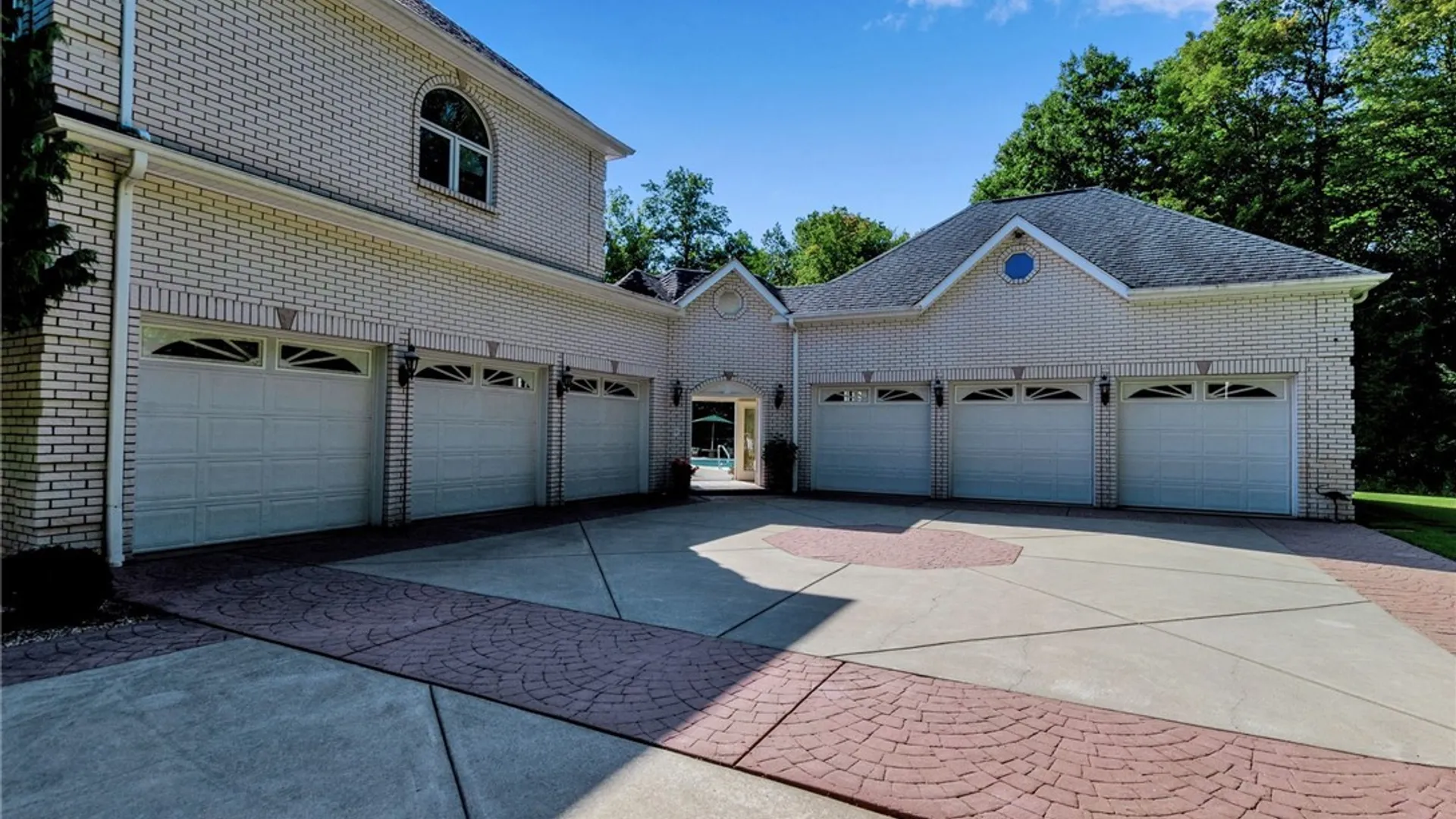 Property at 7 Woodcrest Drive, Aurora, NY 14127 40