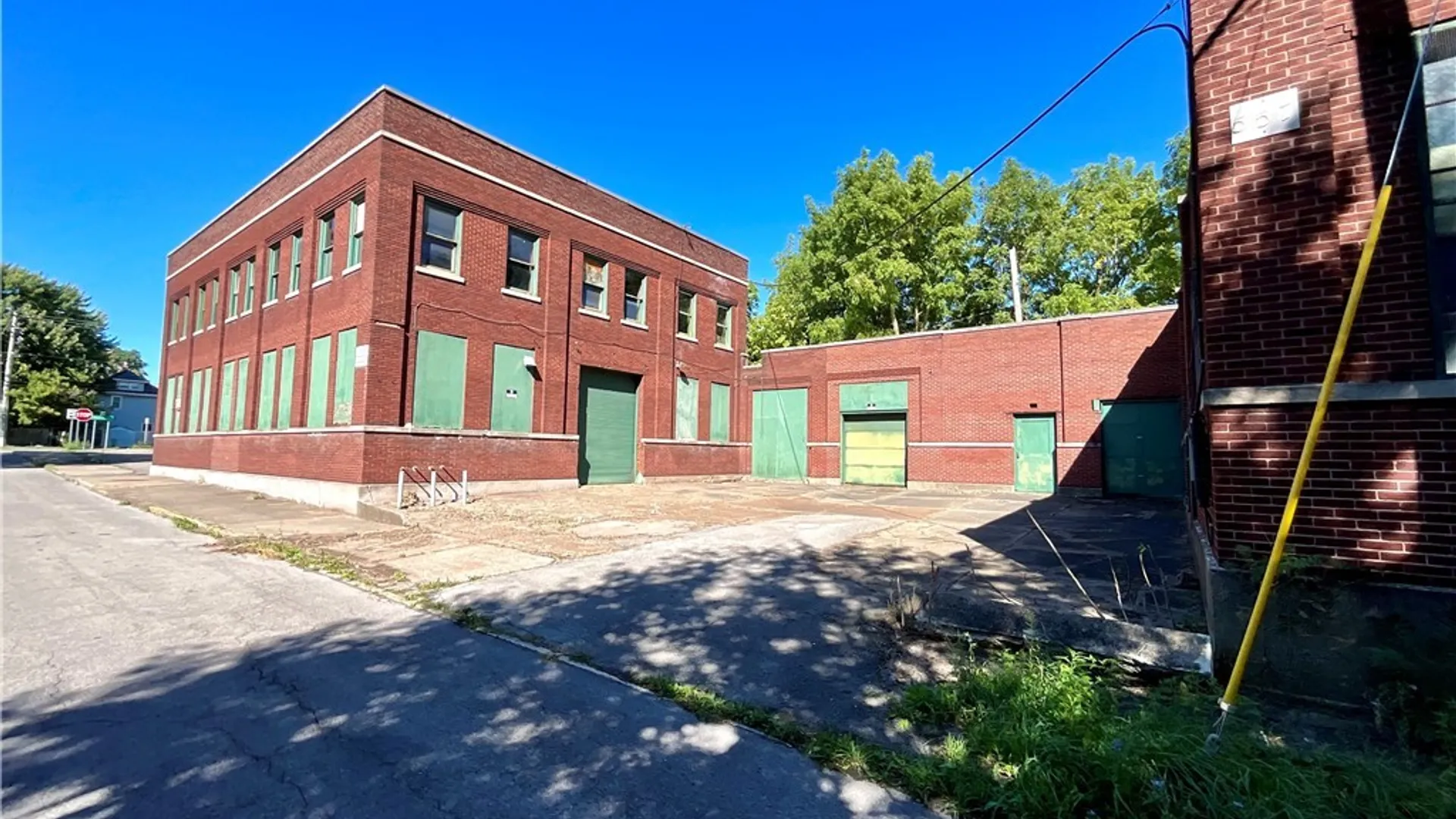 Property at 561 8th Street, Niagara Falls, NY 14301 6