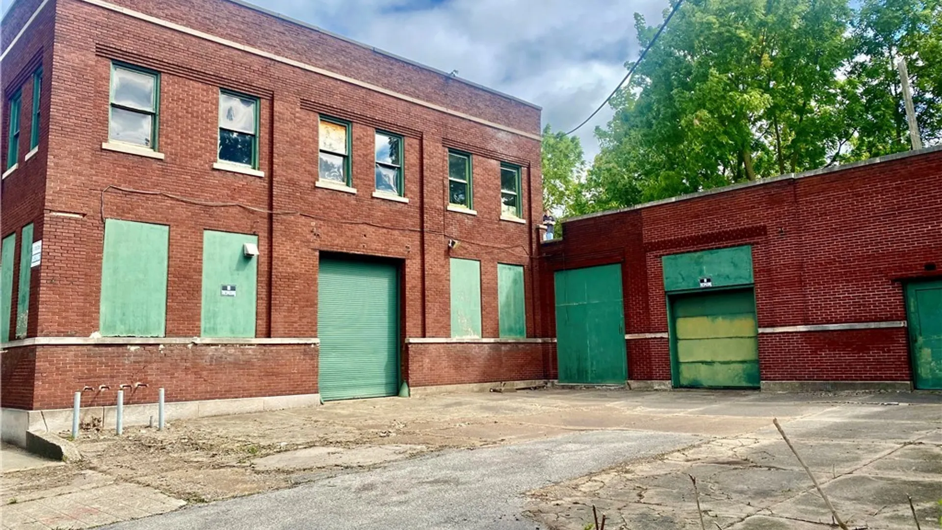 Property at 561 8th Street, Niagara Falls, NY 14301 8