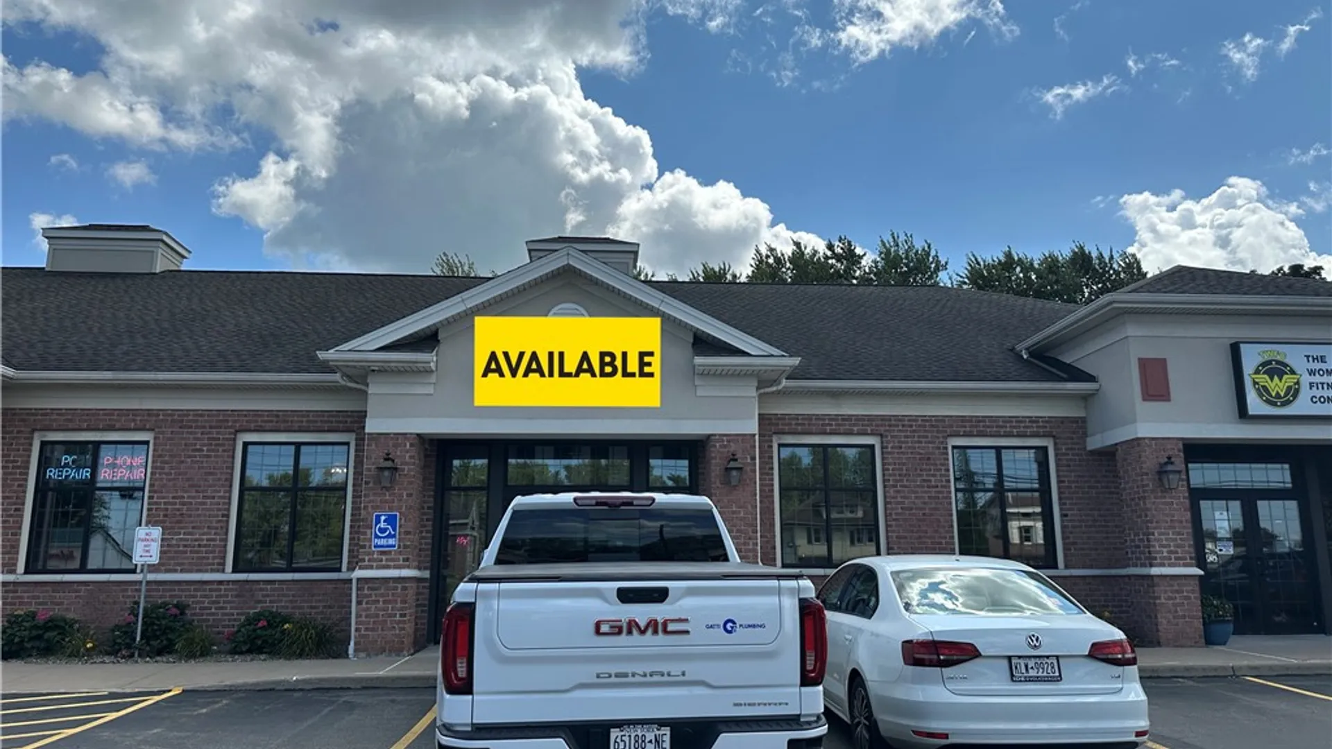 Property at 5017 Ridge Road, Parma, NY 14559 4