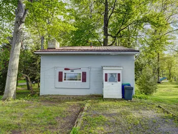 Property at 13354 Lakeside Park Road, Carlton, NY 14571