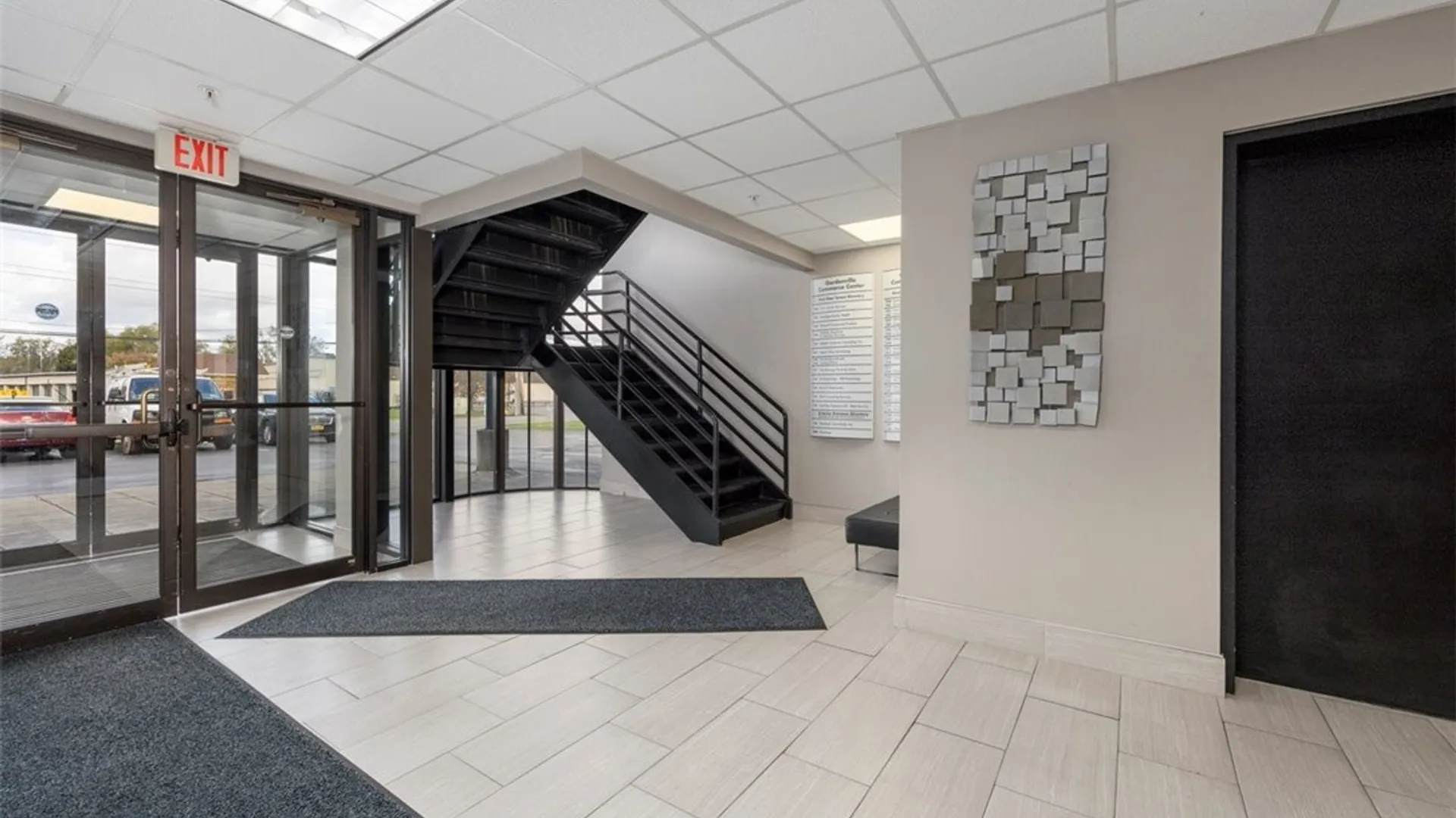 Property at 40 Gardenville Parkway, West Seneca, NY 14224 6