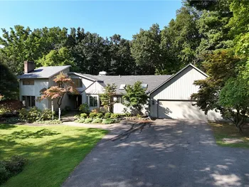 Property at 4 Fishers Hill Top Drive, Victor, NY 14534
