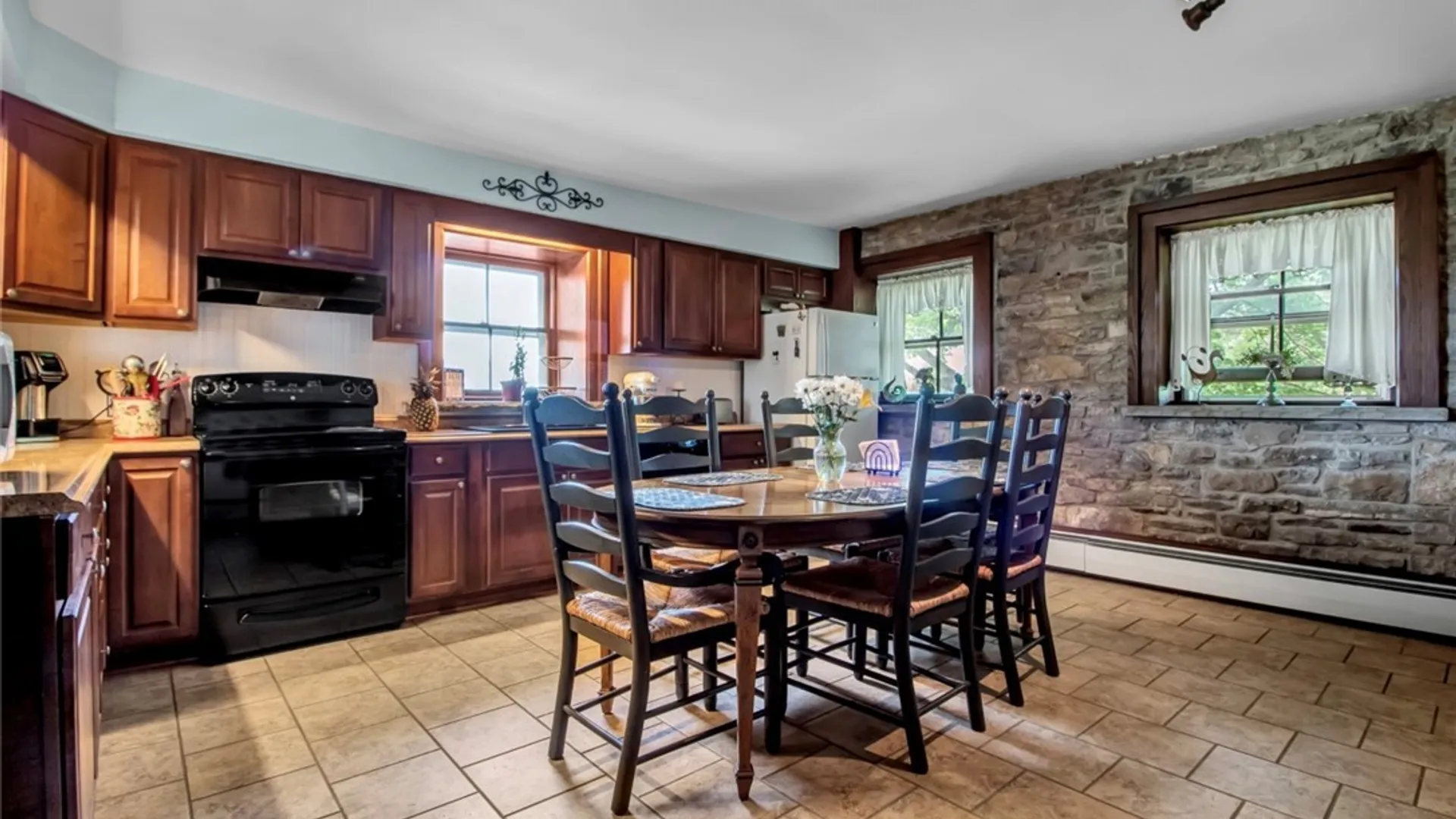 Property at 5138 Lower Mountain Road, Cambria, NY 14094 3