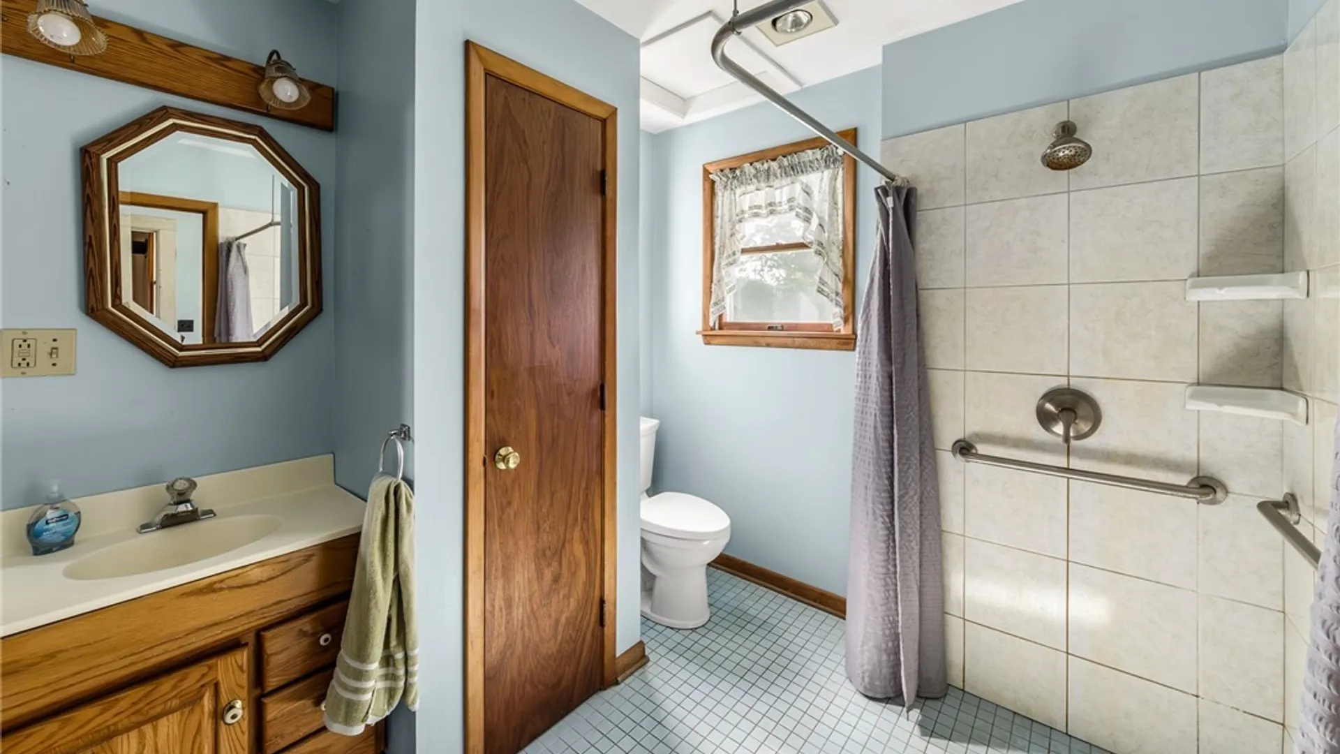 Property at 6990 Heise Road, Clarence, NY 14032 17