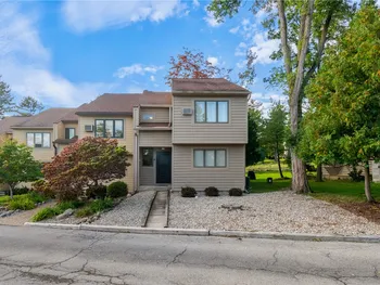 Property at 6 Golfside Circle, South Bristol, NY 14424