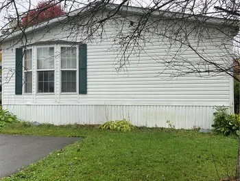 Property at 301 Sunset Drive, Clarendon, NY 14470