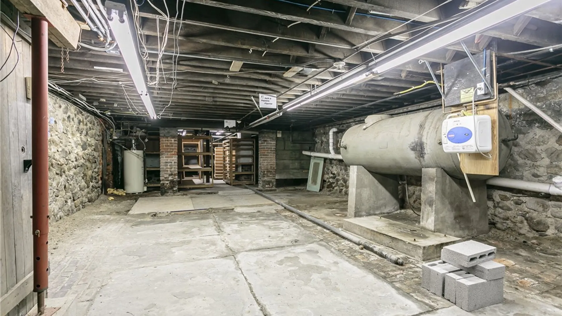 Property at 13 Niagara Street, Canandaigua City, NY 14424 39