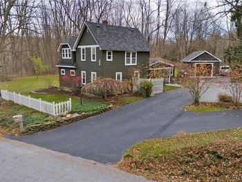 Property at 2342 Darling Road, Aurora, NY 14139