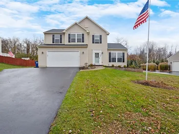 Property at 107 Shetland Place, Camillus, NY 13164