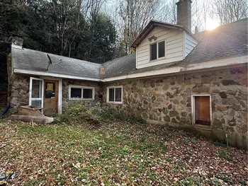 Property at 8892 Route 219, Ashford, NY 14171