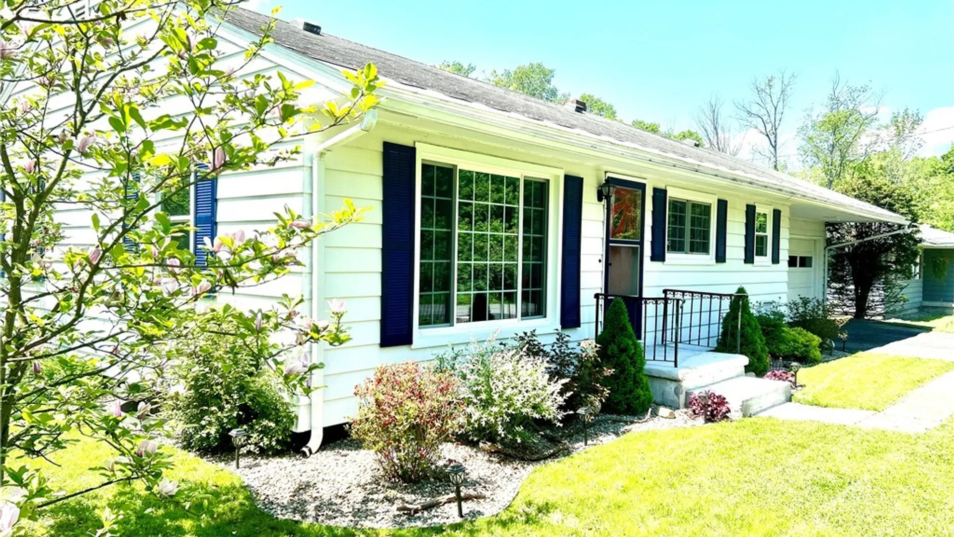 Property at 5 Brayton Court, Manheim, NY 13329 2