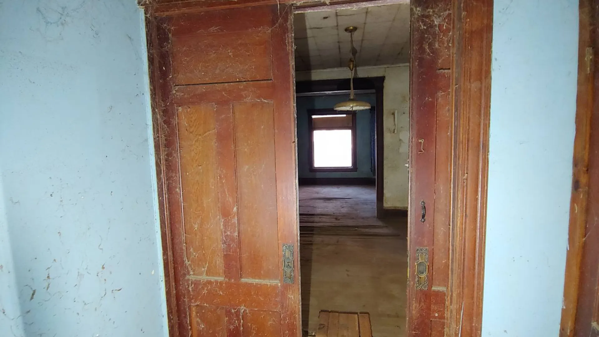 Property at 121 Borden Ave, Syracuse, NY 13205 16