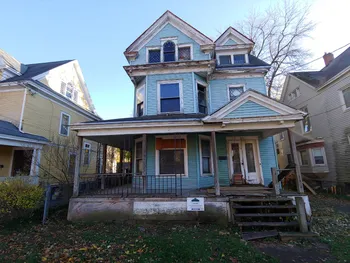 Property at 121 Borden Ave, Syracuse, NY 13205