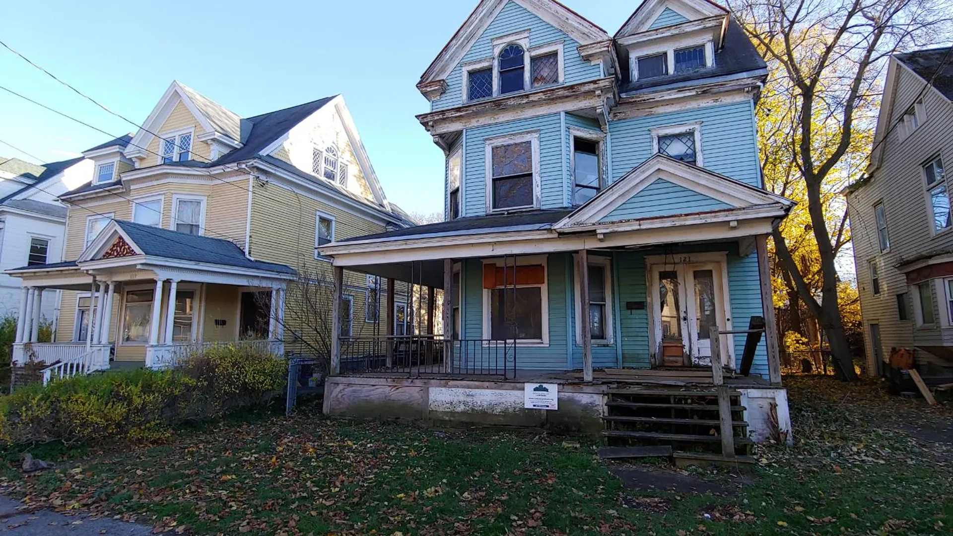Property at 121 Borden Ave, Syracuse, NY 13205 3