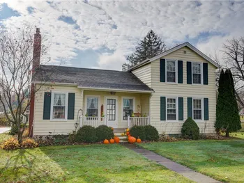 Property at 6 Maple Avenue, Elba, NY 14058