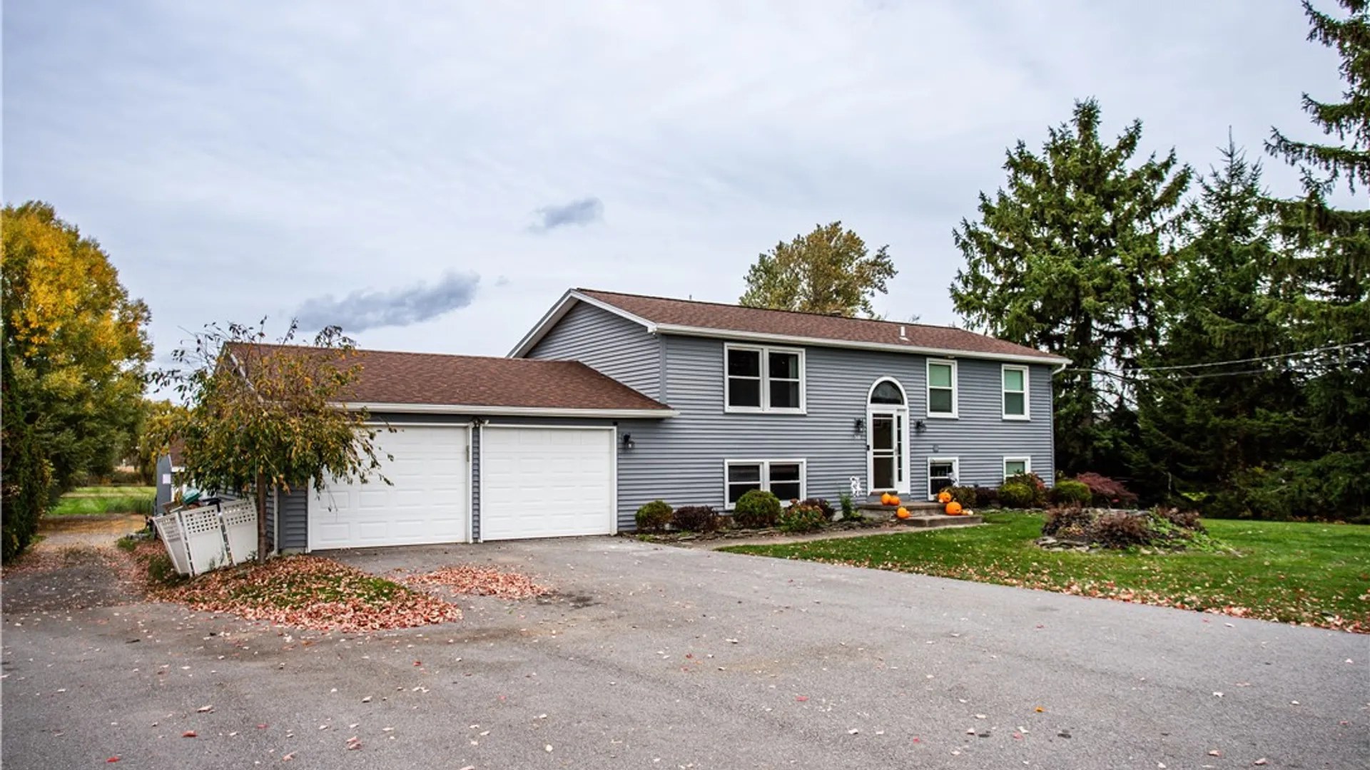 Property at 518 Burritt Road, Parma, NY 14468 3